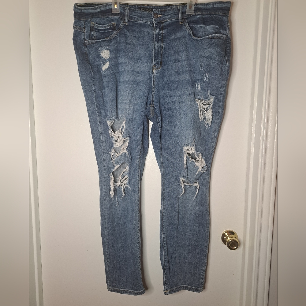 Judy Blue distressed boyfriend fit medium was 24w jeans